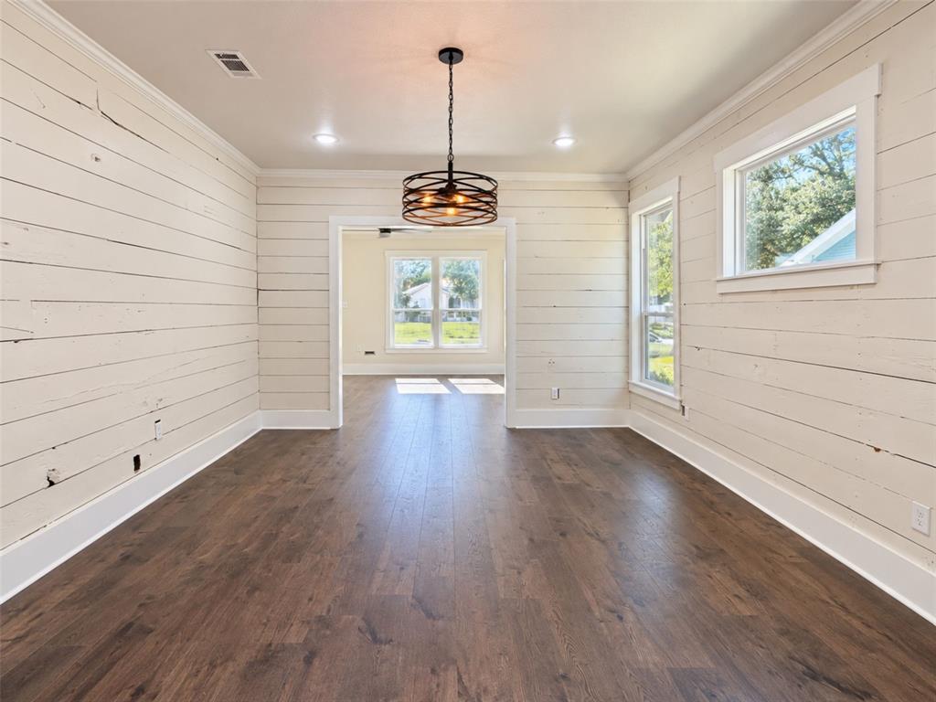 1104 Park Street, Greenville, TX 75401