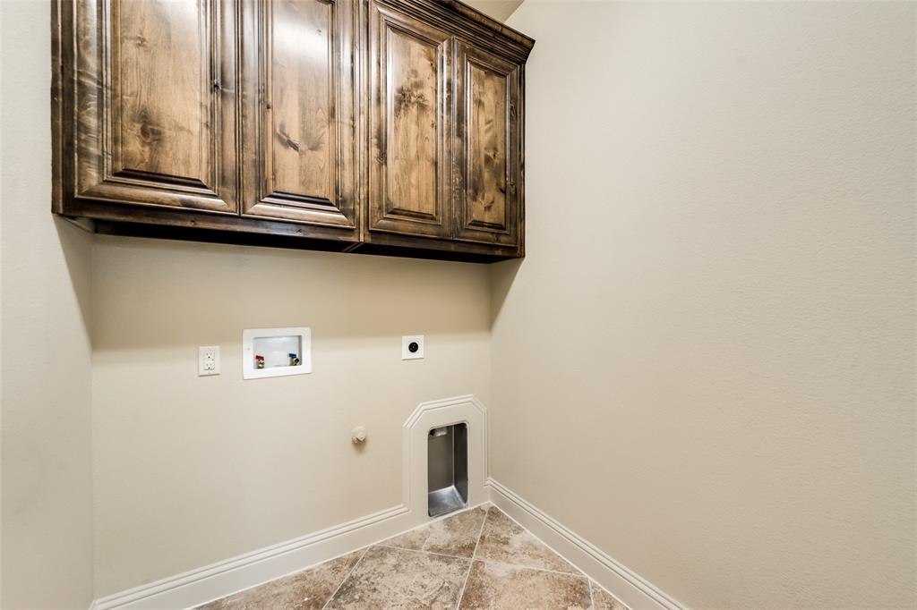 600 England Street, Fate, TX 75189