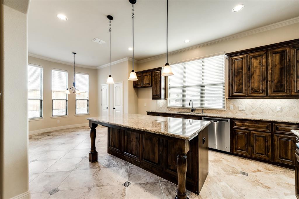 600 England Street, Fate, TX 75189