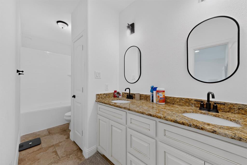 6606 Windward View Drive, Rowlett, TX 75088