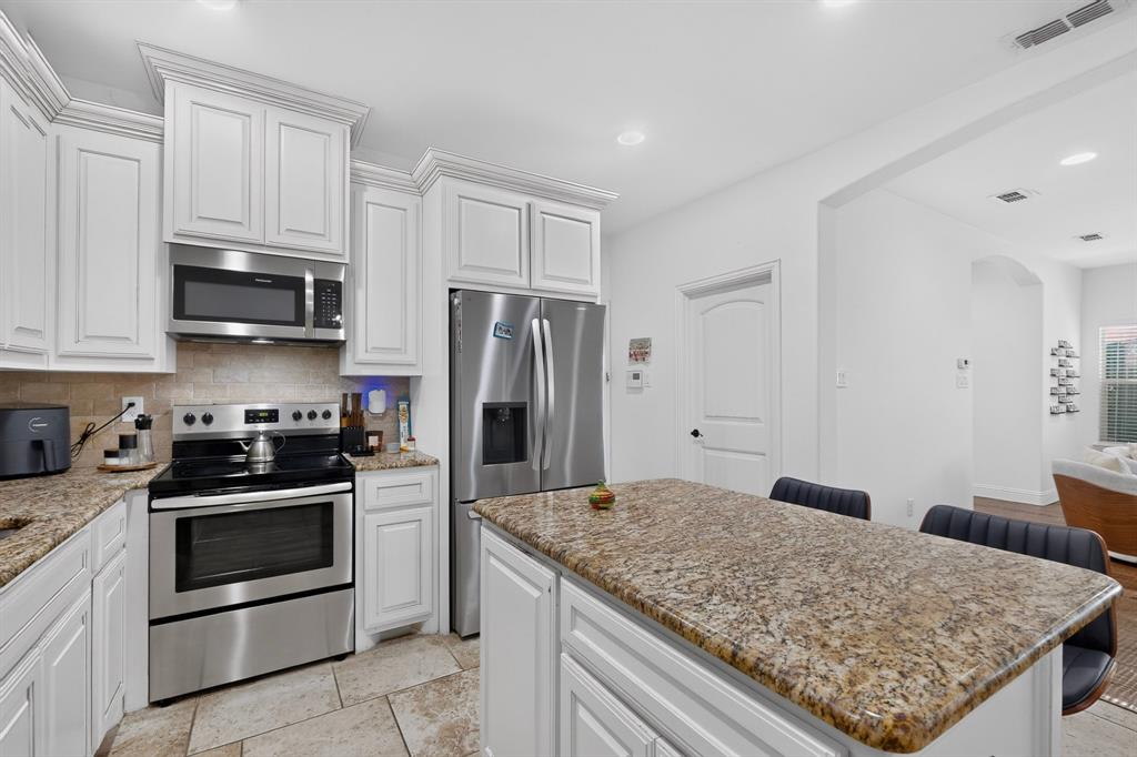 6606 Windward View Drive, Rowlett, TX 75088