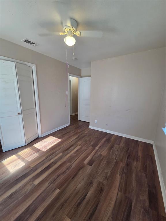 304 S Joyce Street, Lacy Lakeview, TX 76705 304 S Joyce Street, Lacy Lakeview, TX 76705