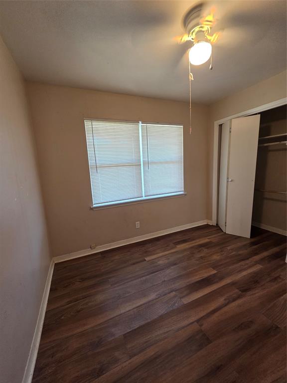 304 S Joyce Street, Lacy Lakeview, TX 76705 304 S Joyce Street, Lacy Lakeview, TX 76705
