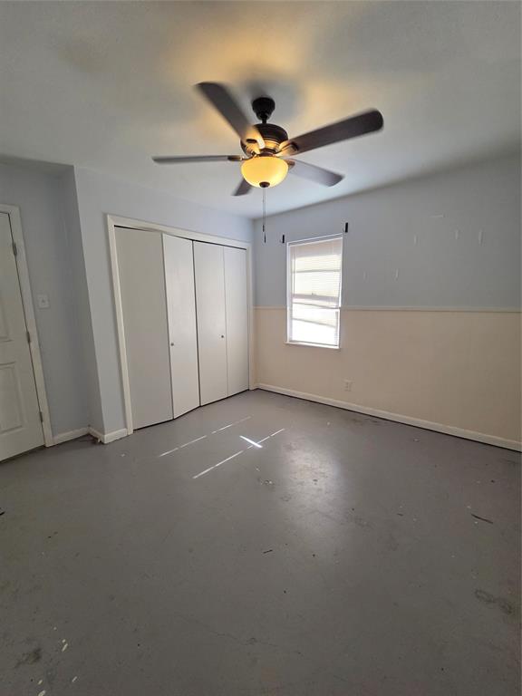 302 S Joyce Street, Lacy Lakeview, TX 76705