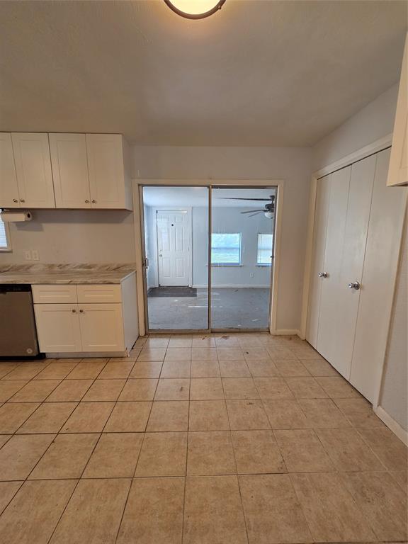 302 S Joyce Street, Lacy Lakeview, TX 76705