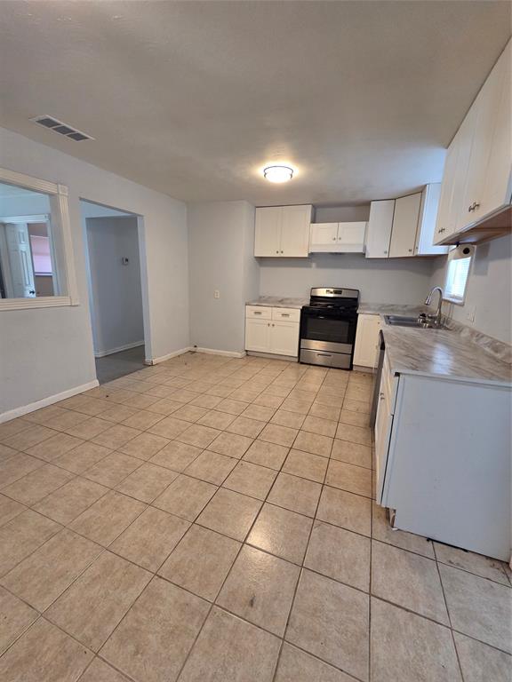 302 S Joyce Street, Lacy Lakeview, TX 76705