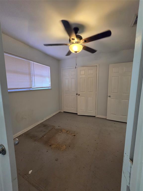 302 S Joyce Street, Lacy Lakeview, TX 76705 302 S Joyce Street, Lacy Lakeview, TX 76705