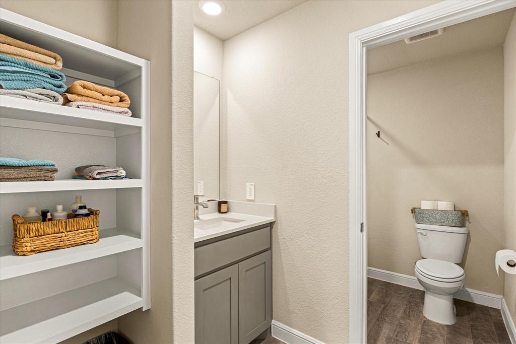 4119 Cornerstone Circle, Granbury, TX 76048