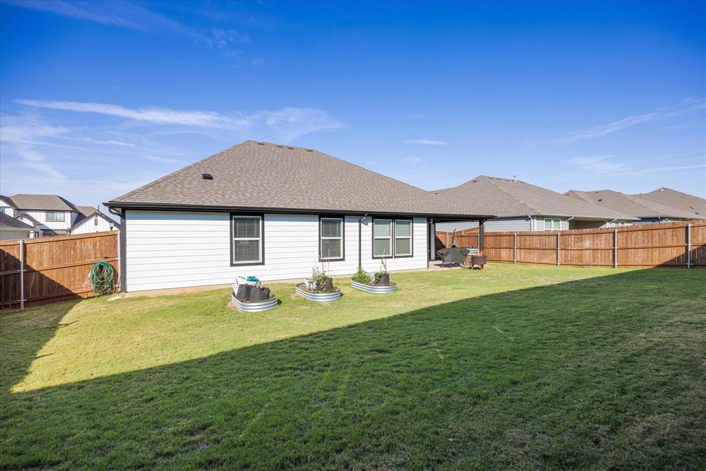 4119 Cornerstone Circle, Granbury, TX 76048