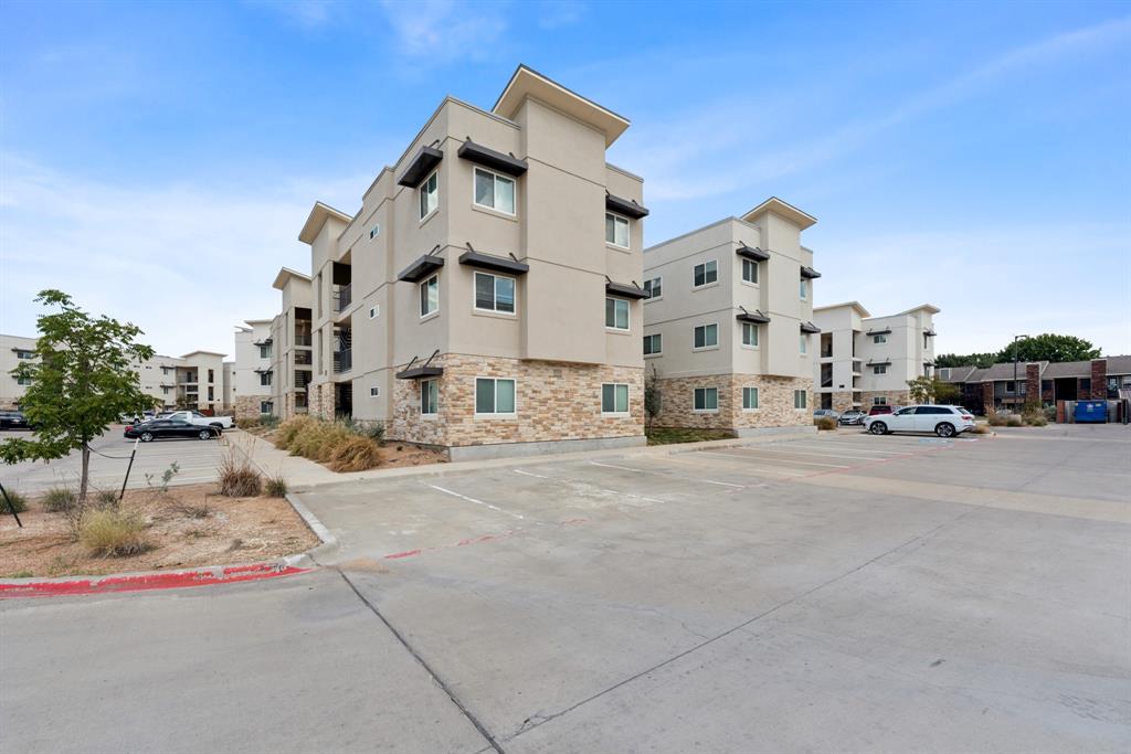 Ensign Apartments community exterior