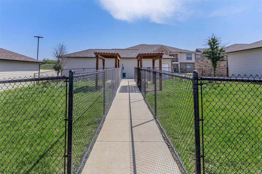 Midlothian Meadows community walkway and pergola. Midlothian Meadows community walkway and pergola.
