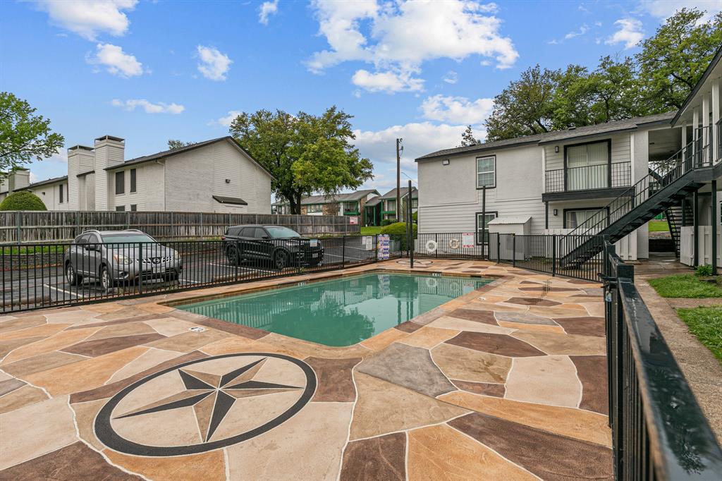 Community pool