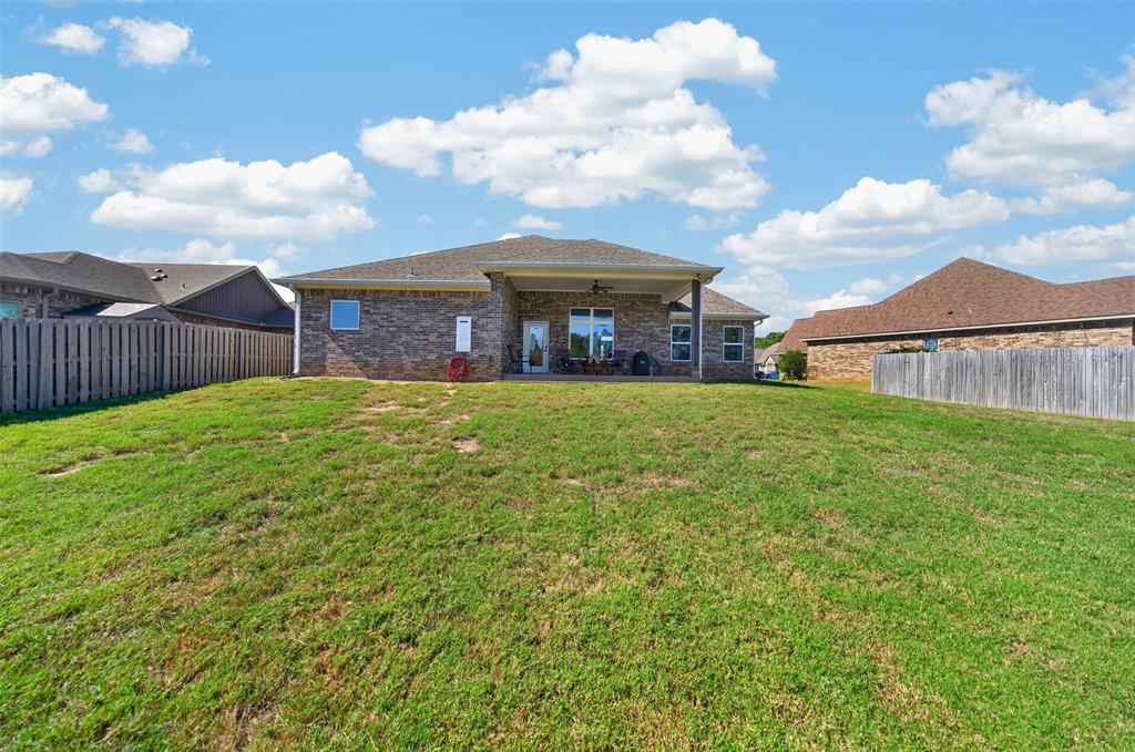 1513 White Bear Trail, Lindale, TX 75771