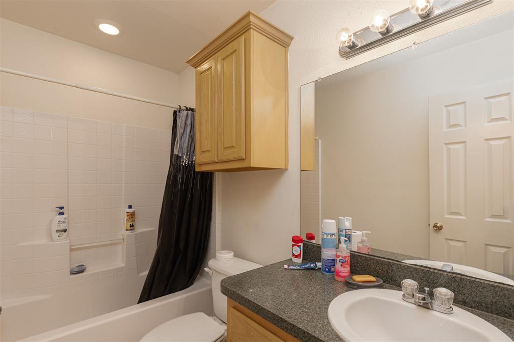 2601 W County Road 3306, Greenville, TX 75402