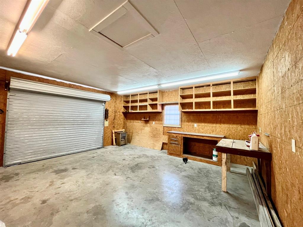 110 N Hwy 34 Street, Kaufman, TX 75142