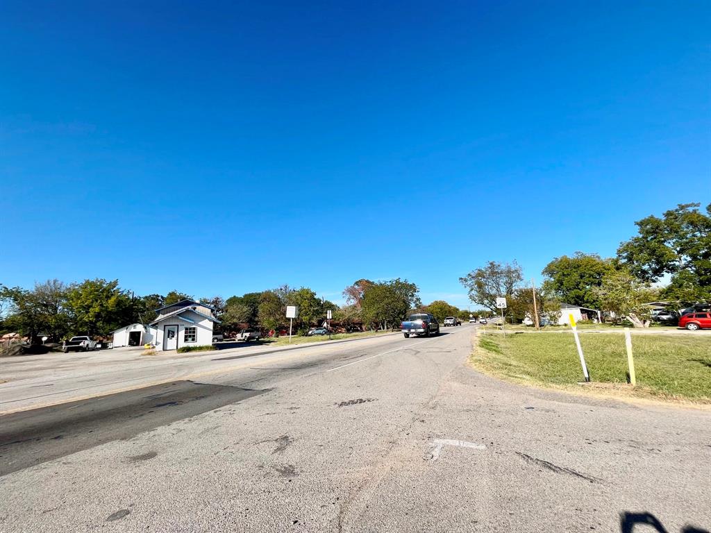 110 N Hwy 34 Street, Kaufman, TX 75142