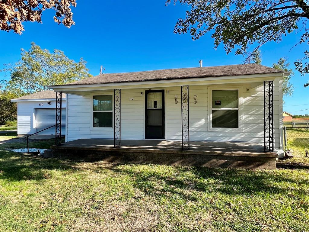 110 N Hwy 34 Street, Kaufman, TX 75142
