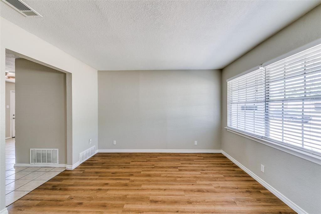 519 Salem Drive, Richardson, TX 75080 519 Salem Drive, Richardson, TX 75080