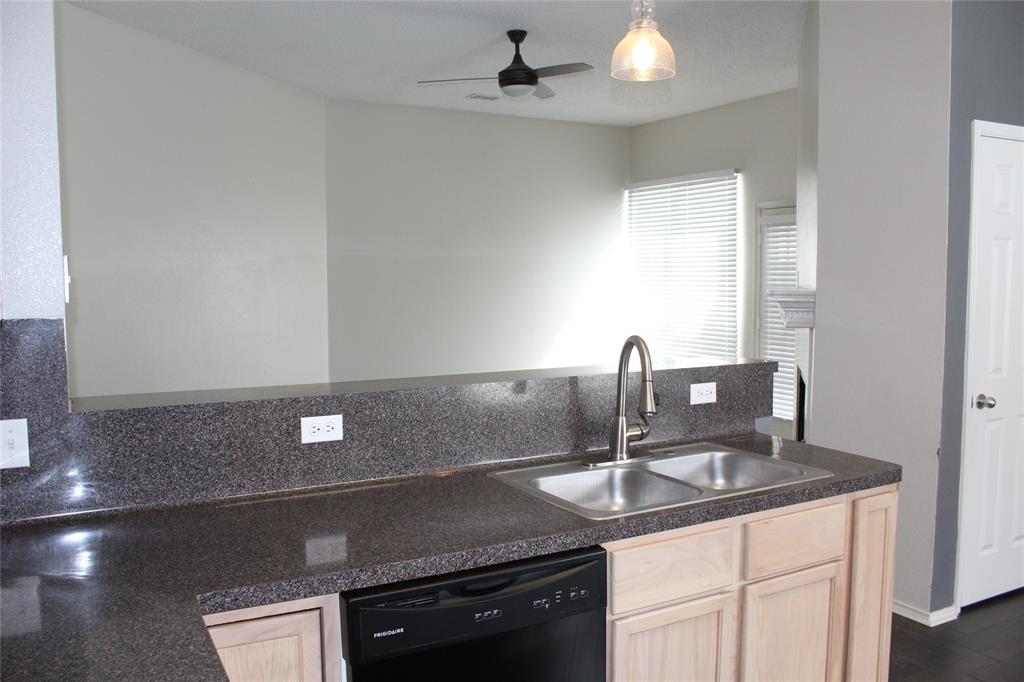 1813 Arbor Creek Drive, Garland, TX 75040 1813 Arbor Creek Drive, Garland, TX 75040