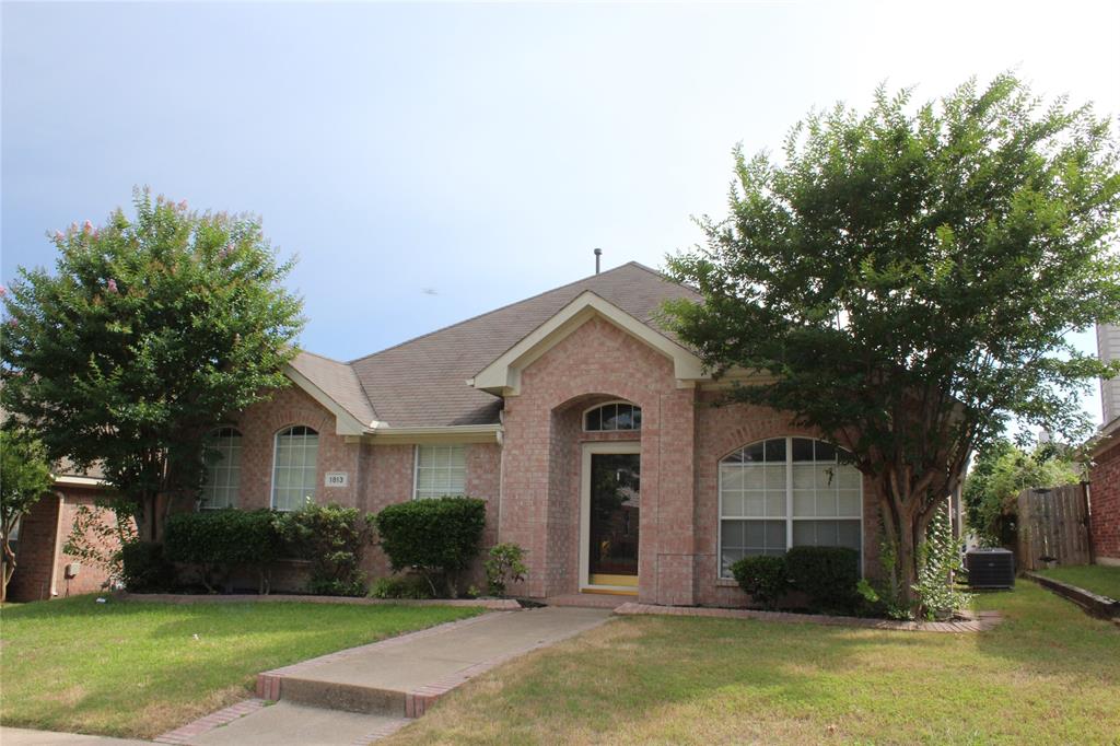 1813 Arbor Creek Drive, Garland, TX 75040