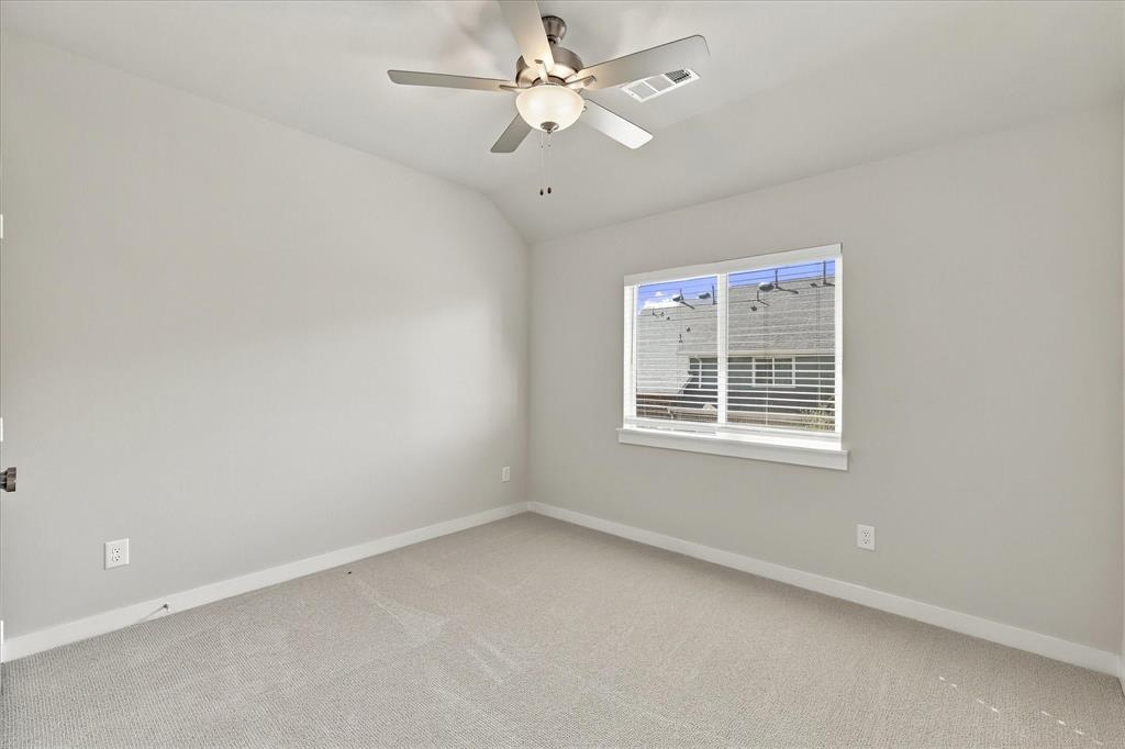 All bedrooms come with ceiling fan