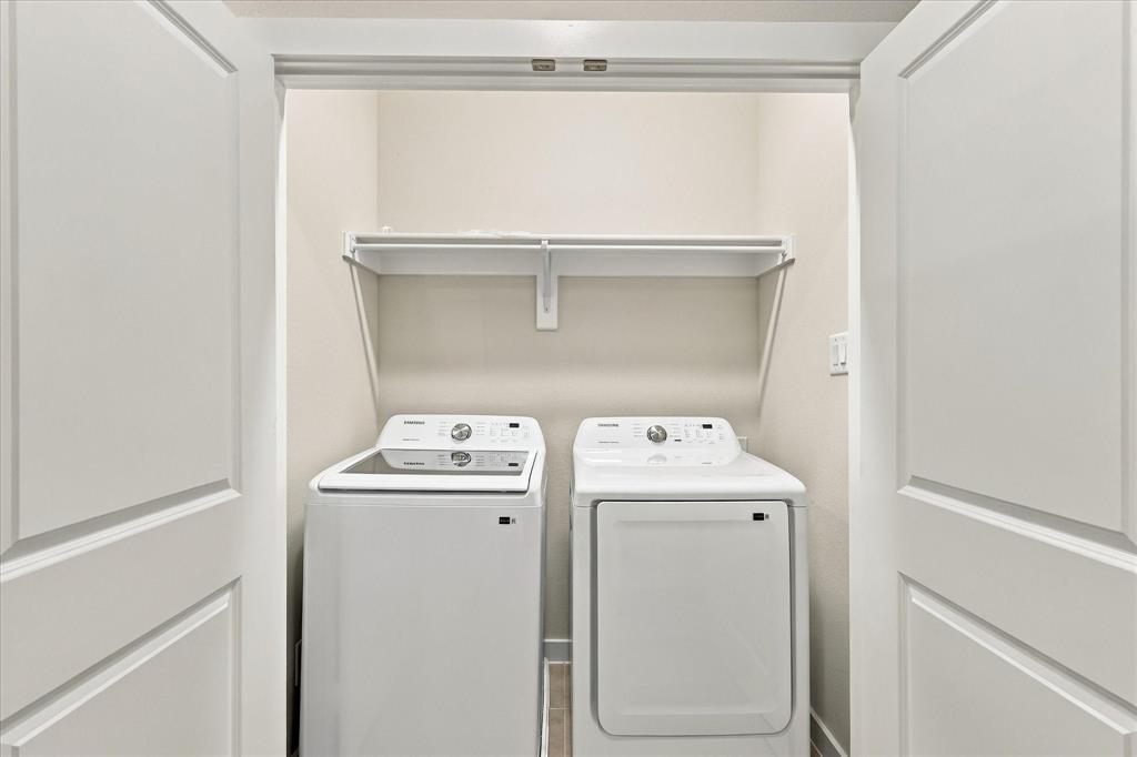 House comes with brand new washer and dryer