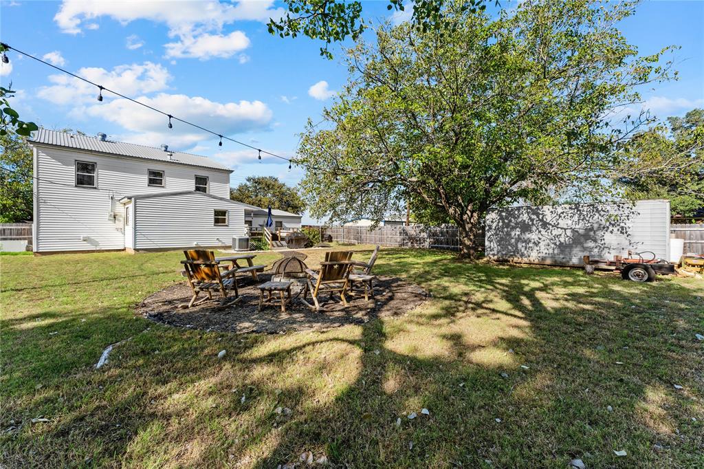 608 Johnson Drive, McGregor, TX 76657