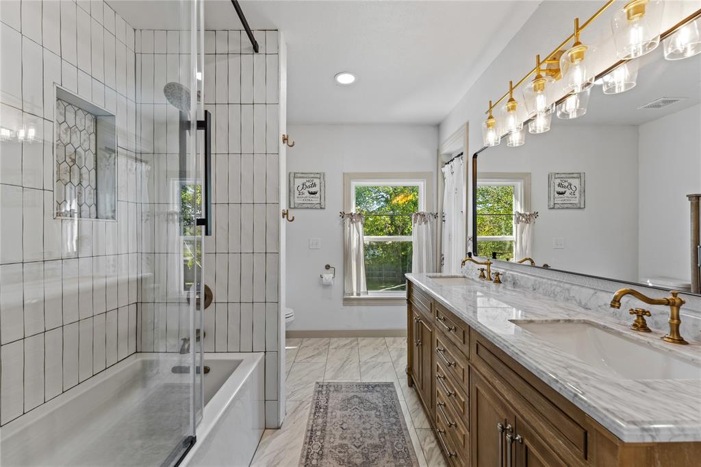 608 Johnson Drive, McGregor, TX 76657