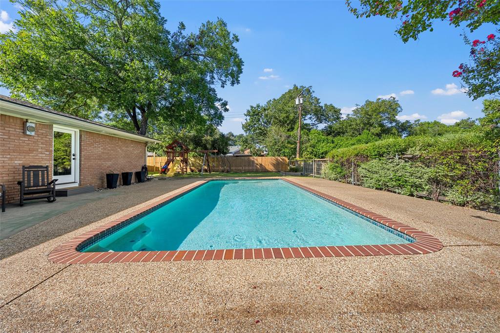 4217 Grim Avenue, Waco, TX 76710