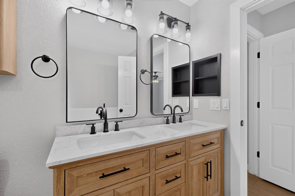 2616 Mountain View Drive, McKinney, TX 75071