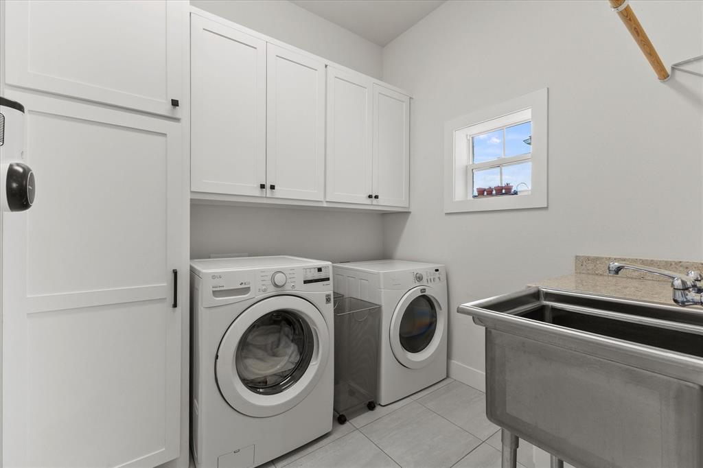 225 Bristol Court, Heath, TX 75032