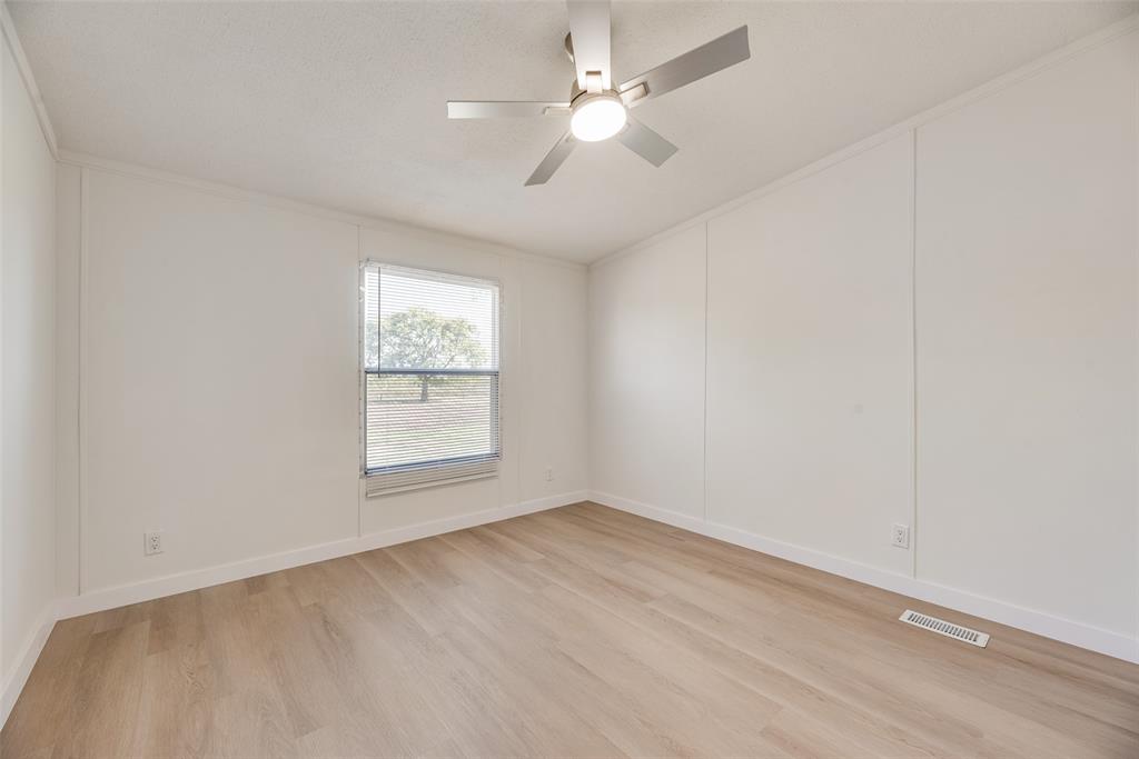 1275 John Wayne Road, Kaufman, TX 75142