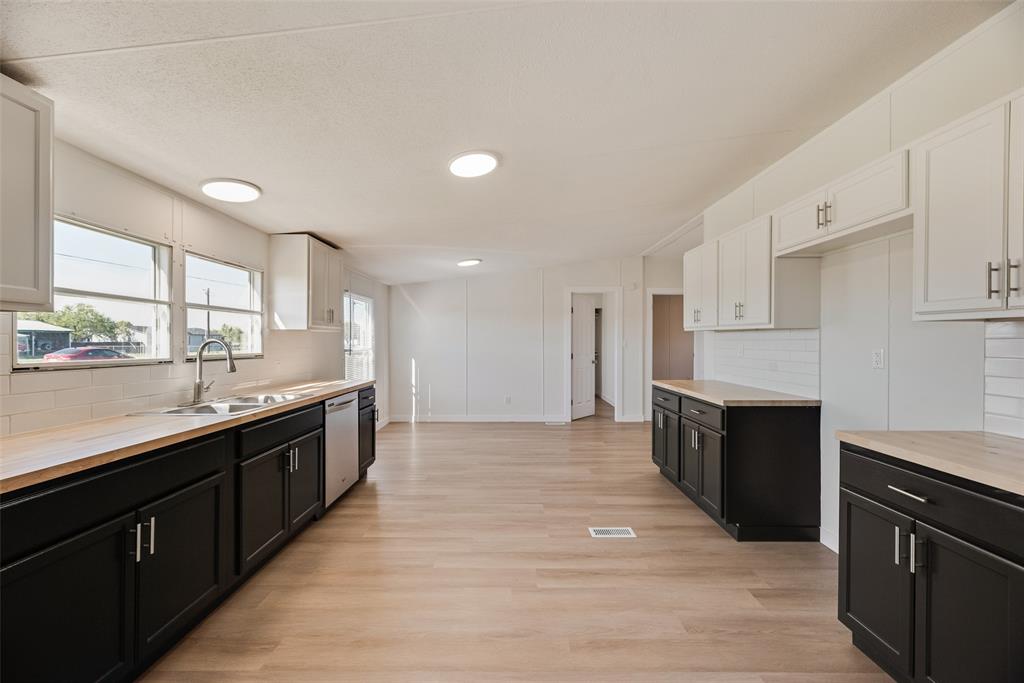 1275 John Wayne Road, Kaufman, TX 75142