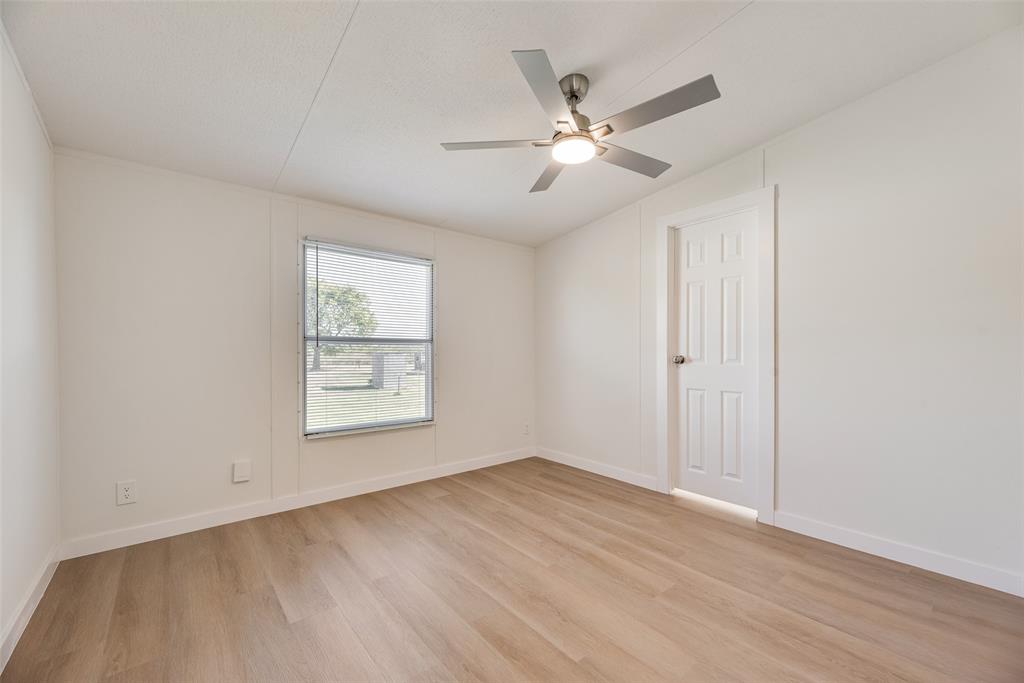 1275 John Wayne Road, Kaufman, TX 75142