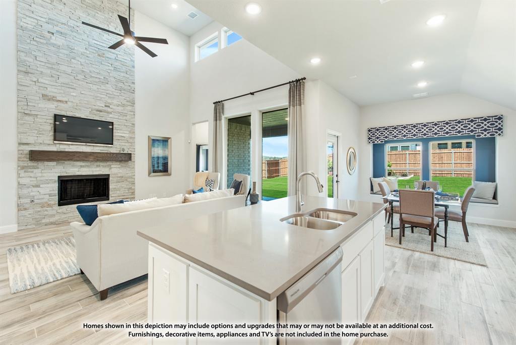 921 Cardinal Drive, Midlothian, TX 76065