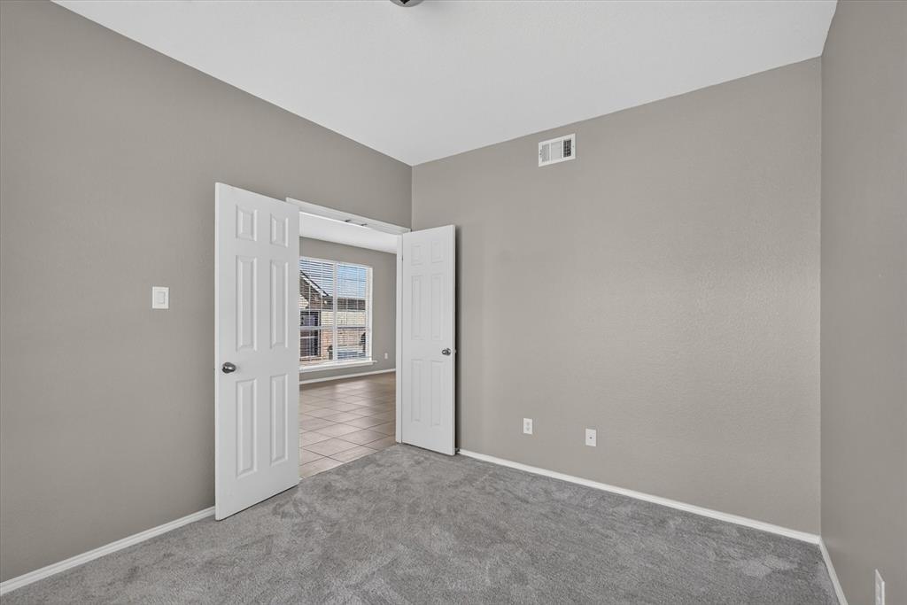 424 Castle Street, DeSoto, TX 75115 424 Castle Street, DeSoto, TX 75115