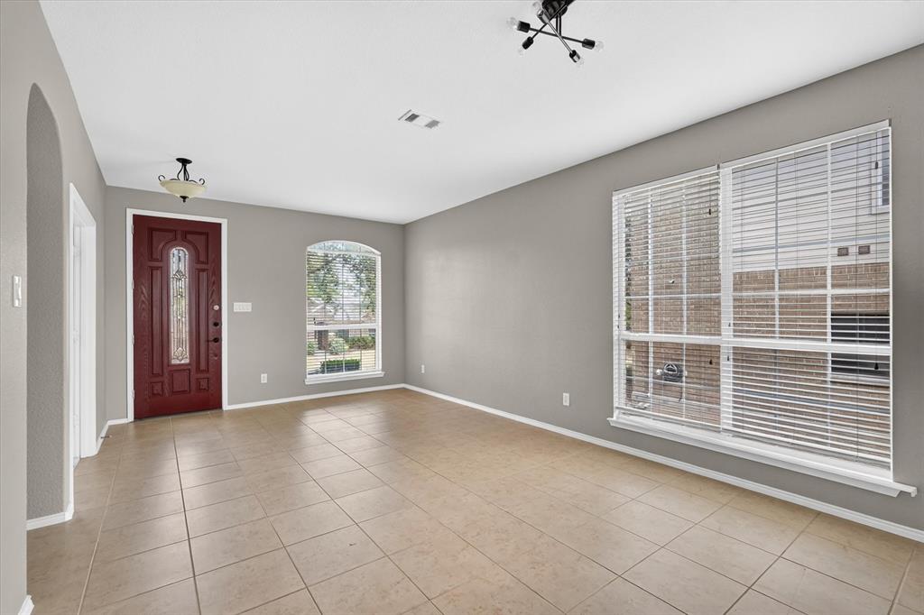 424 Castle Street, DeSoto, TX 75115 424 Castle Street, DeSoto, TX 75115
