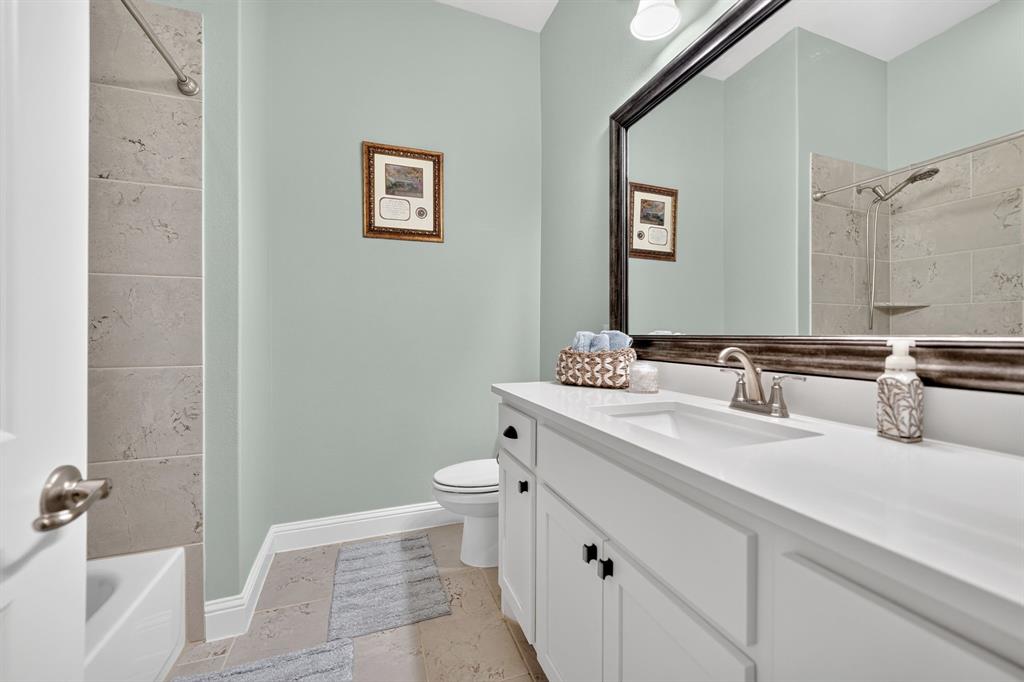 813 Mildren Lane, Fate, TX 75087