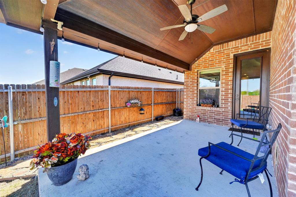 813 Mildren Lane, Fate, TX 75087