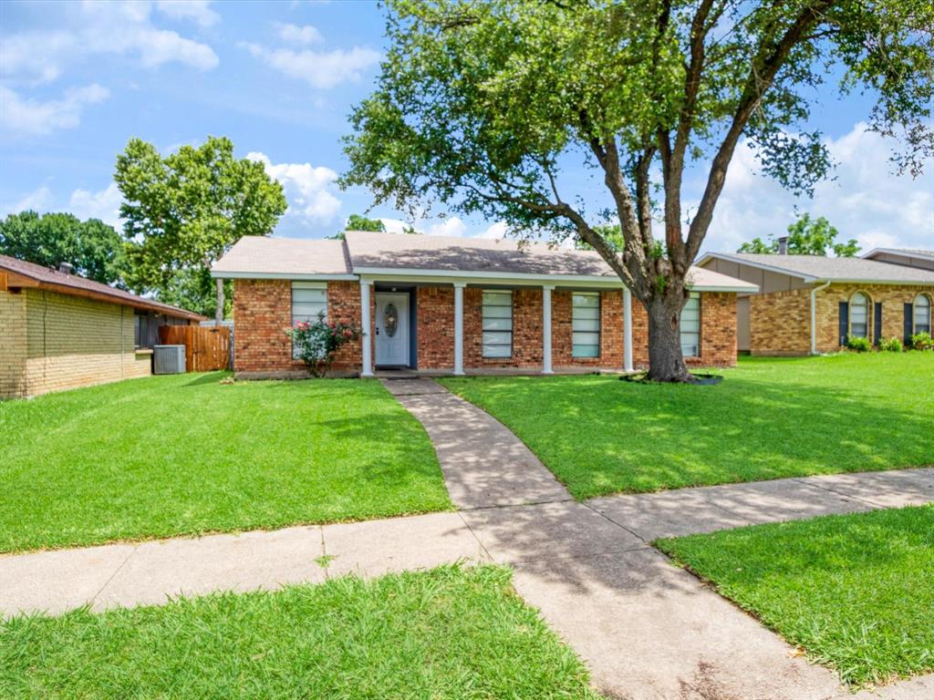 7232 Long Canyon Trail, Dallas, TX 75249