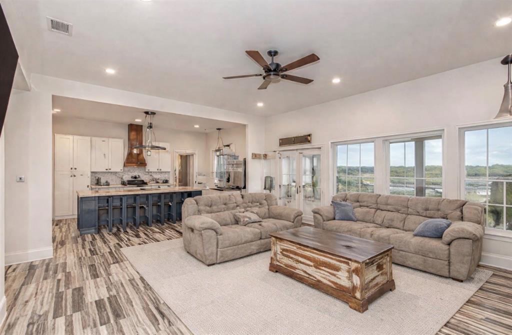 4886 County Road 1037, Celeste, TX 75426