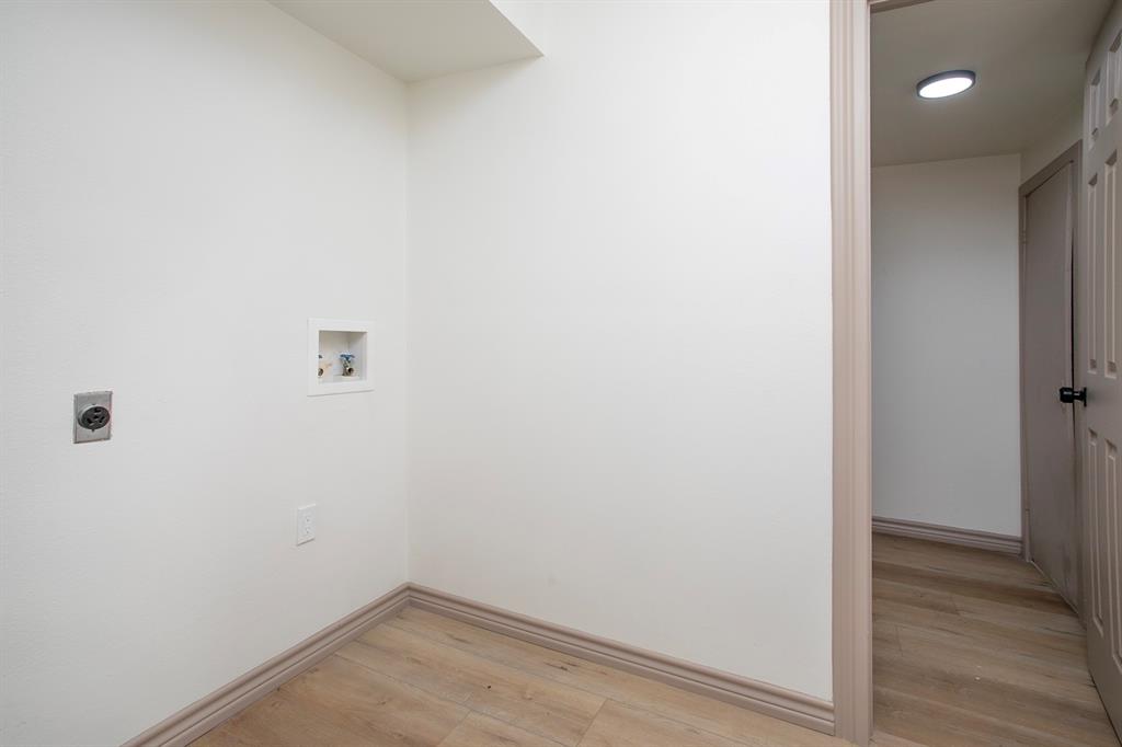 Utility room downstairs