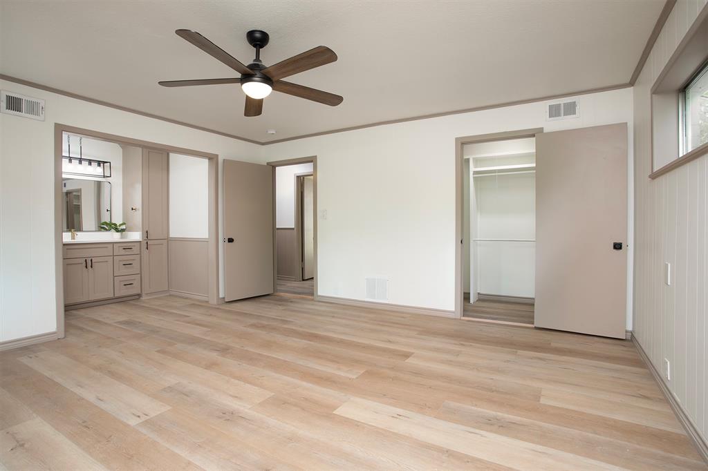 Primary bedroom/bathroom
