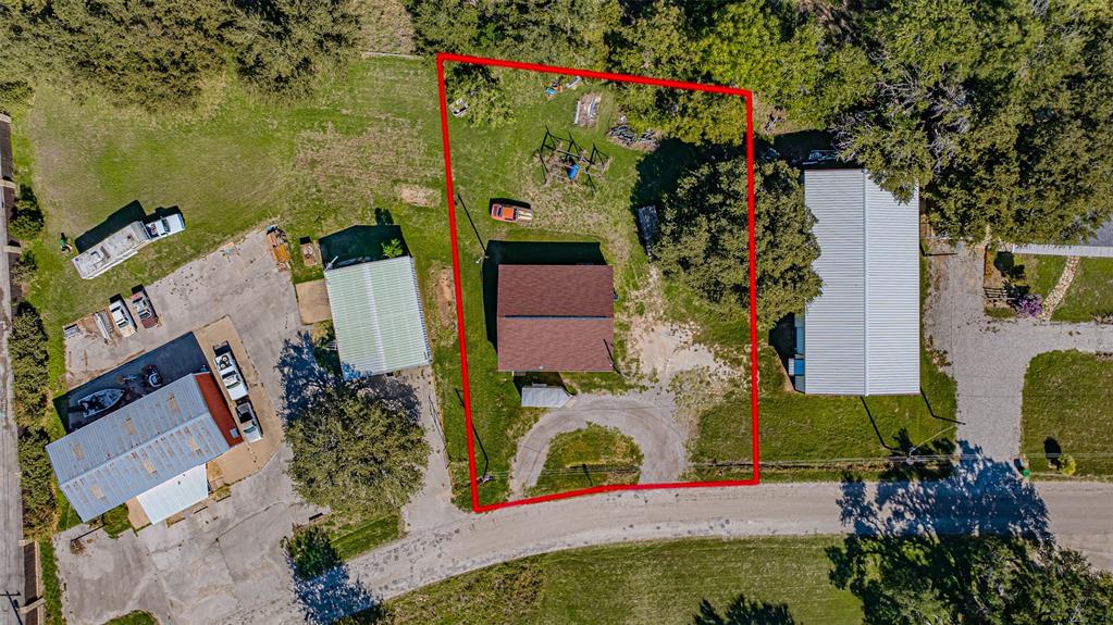 201 Granbury Court, Granbury, TX 76049