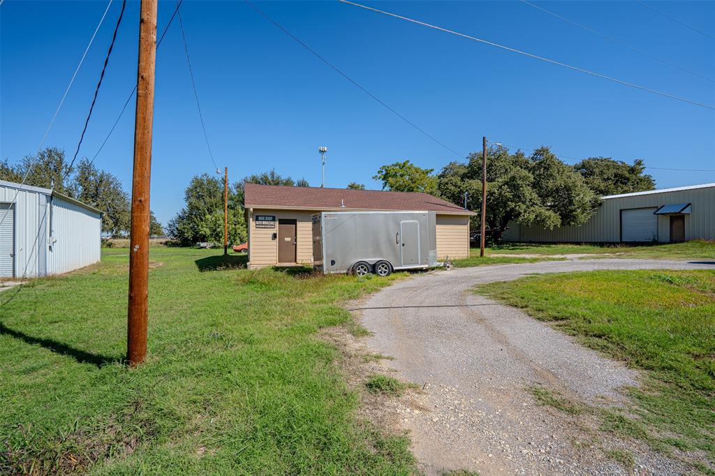 201 Granbury Court, Granbury, TX 76049