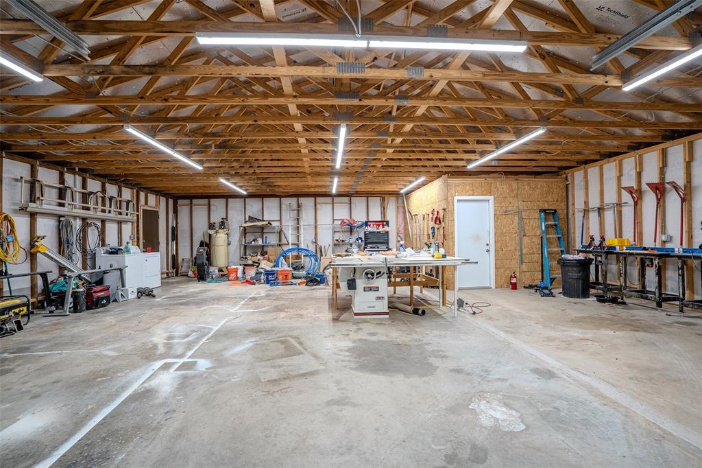 201 Granbury Court, Granbury, TX 76049