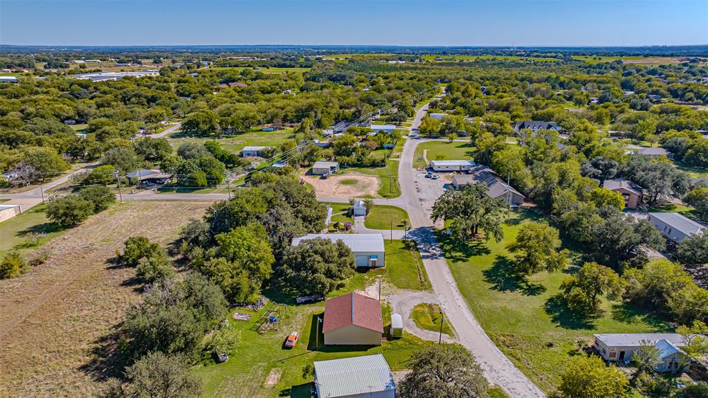 201 Granbury Court, Granbury, TX 76049