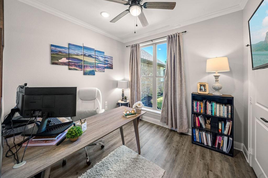 Office / 4th Bedroom