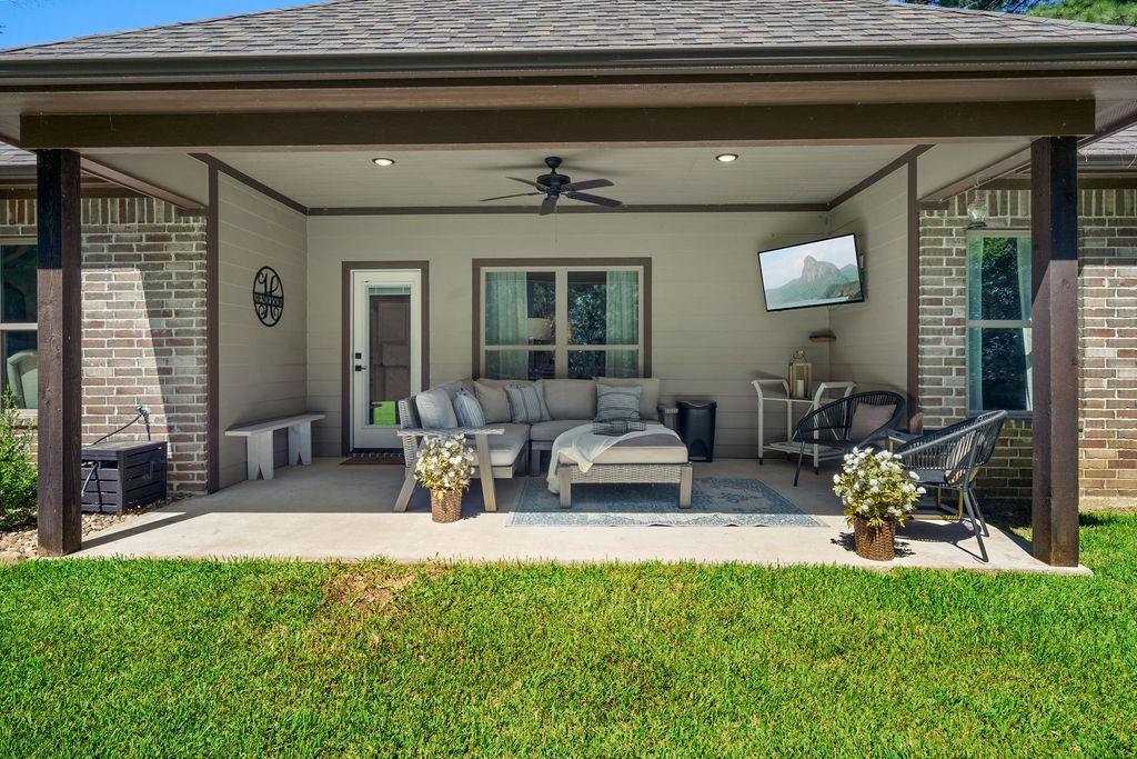 21375 Neely Drive, Flint, TX 75762