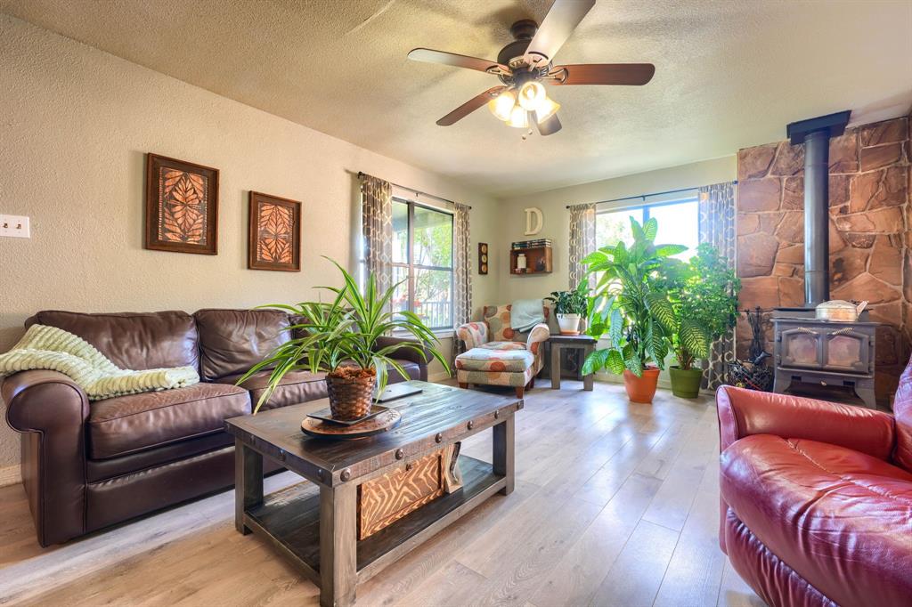1495 Fm 36 N, Farmersville, TX 75442